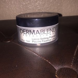 Dermablend loose setting powder